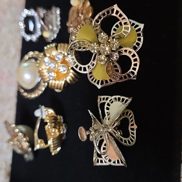 Elegant Gold and Black Clip On Women's Earrings Set Of 8 - Picture 10 of 17